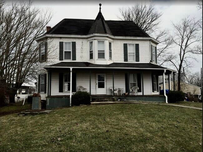 Building Photo - 10963 Dixie Hwy Unit B