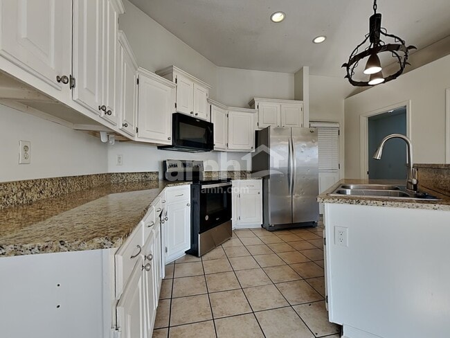 Photo - 4920 Misty River Rd