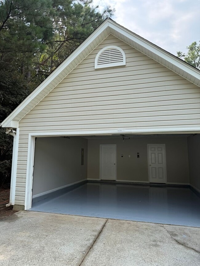 Photo - 3 Bedroom 2 Bathroom Ranch Home