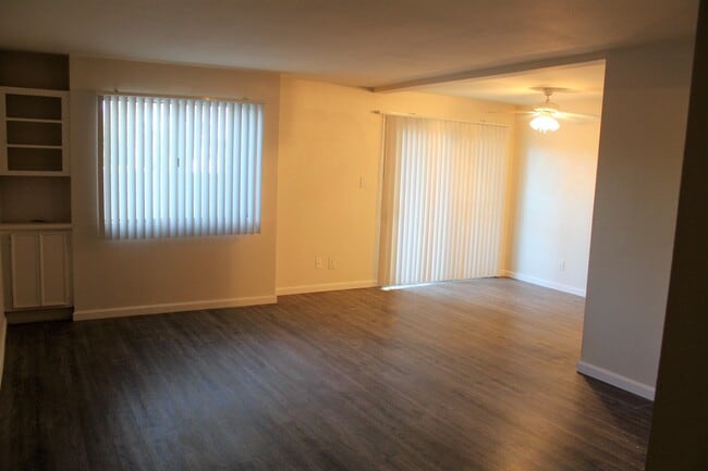 Photo - Studio Located in Monaco South Scottsdale Condominiums Unidad N101
