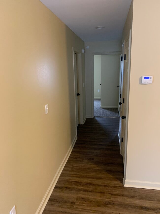 Oak Creek Apartment