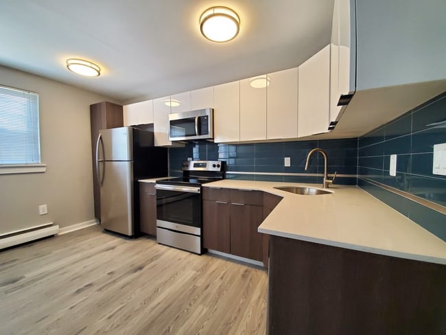 Photo - Discover the Charm of Tremont Court Apartments!