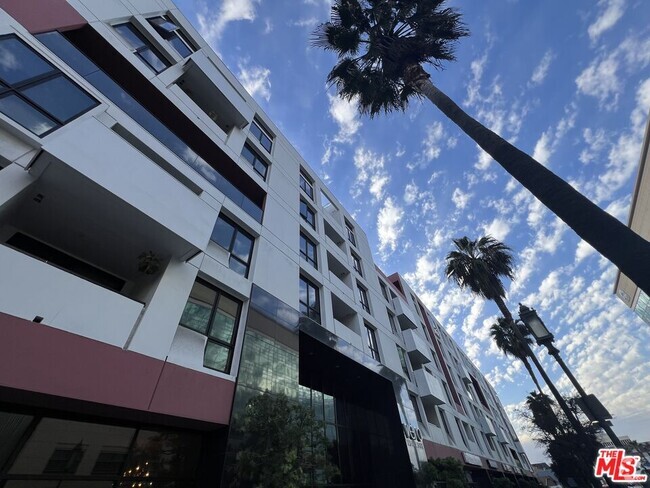 Building Photo - 1234 Wilshire Blvd Unit 219 Rental