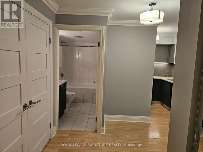 Photo - 92 King St E Unité 619