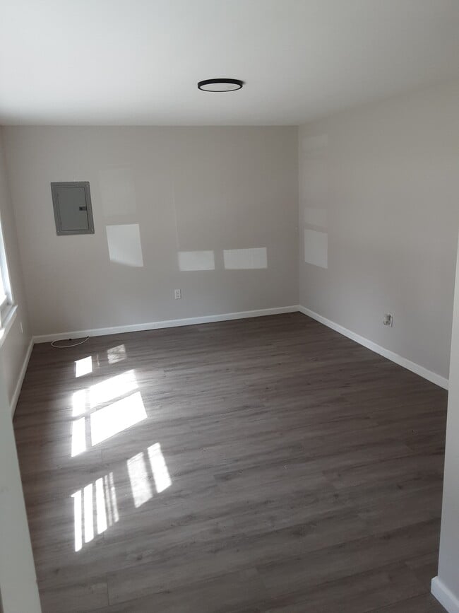 Photo - 56 Warren St Unit 3