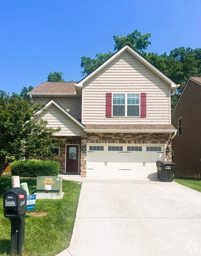 Building Photo - Highly desirable 4bd/2.5 bath in Brandywin... Rental