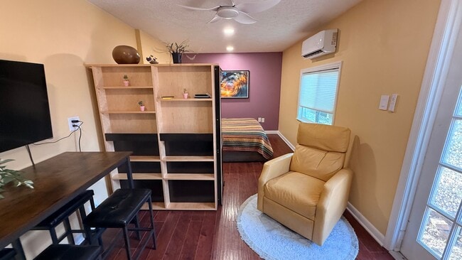 Photo - 5319 N Orange Ave