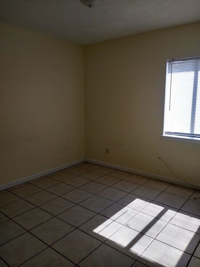 Photo - 3702 E 11th St Unit 3702 E 11th St, #A