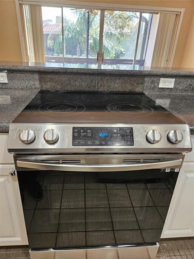 Photo - 5320 NE 6th Ave Unit D22