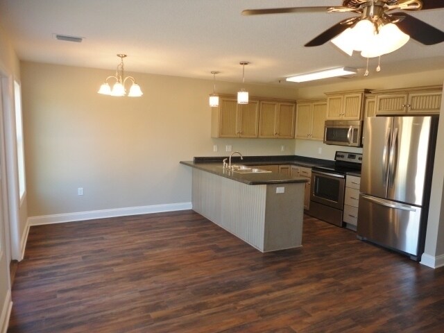 Photo - Stylish 3BR/2.5BA Two-Story Home with Fenced Yard & Modern Kitchen in North Valdosta