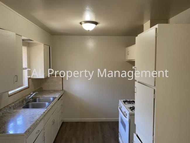 Photo - 347 8th St Unit B