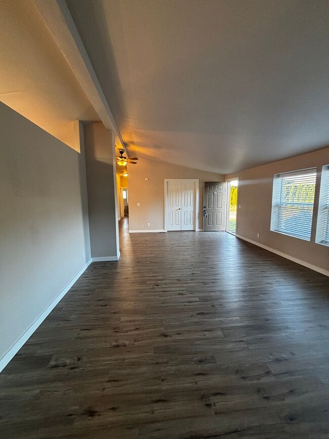 Photo - 208 Central Ave