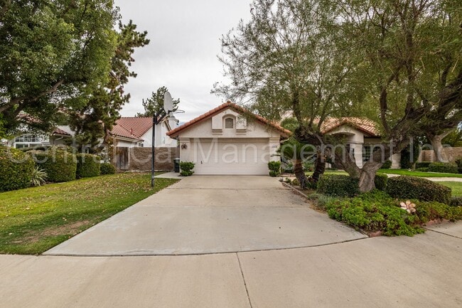 Photo - 4 Bedroom/2.5 Bath Home with Paid Solar an...