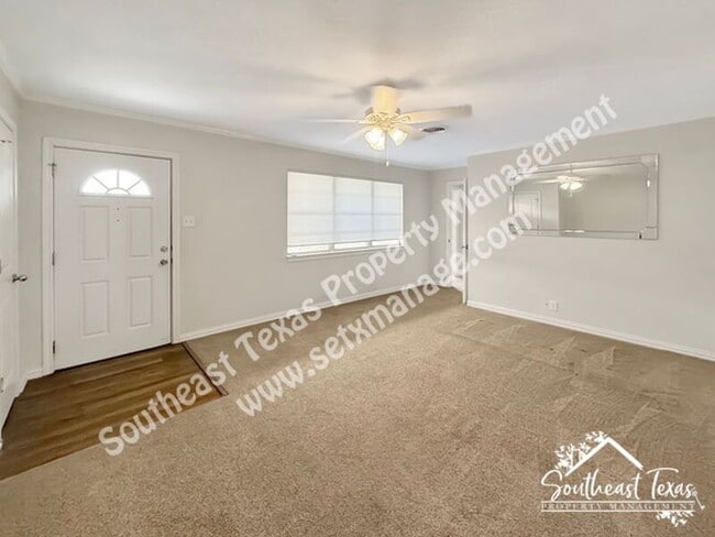 Photo - 2749 Rose Ave