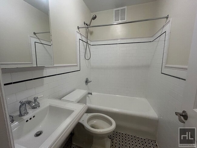 Photo - SECOND AVENUE Unit 10L