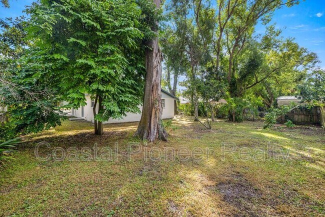 Photo - 9610 N 12th St Unidad Apt B