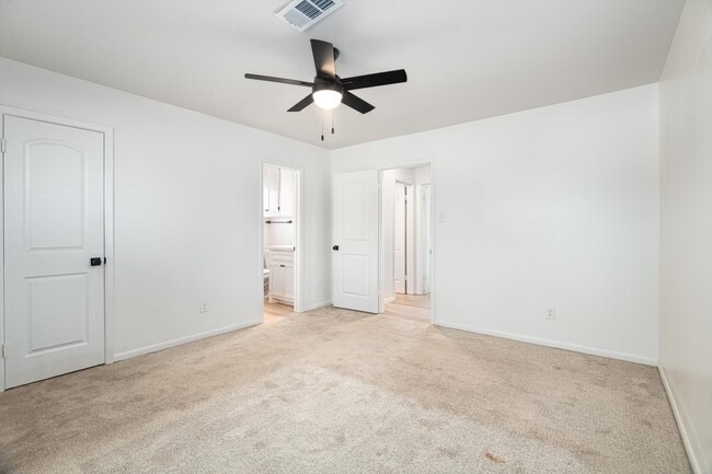 Photo - 416 Southern Oaks Dr