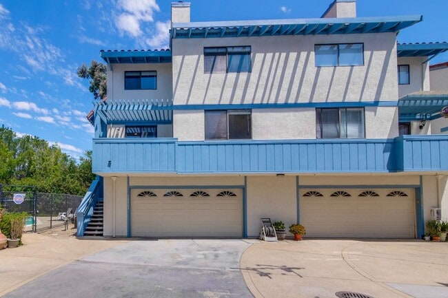 Building Photo - Condo Near Cupertino High | Updated Kitche...