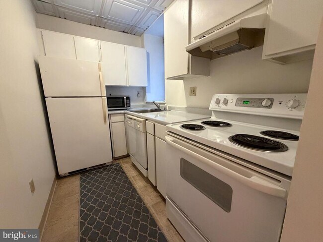 Photo - 1115 12th St NW Unit 104