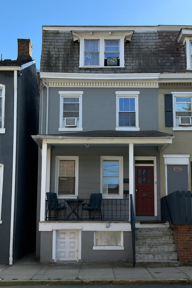 Building Photo - 512 W Orange St Unit #1 Rental