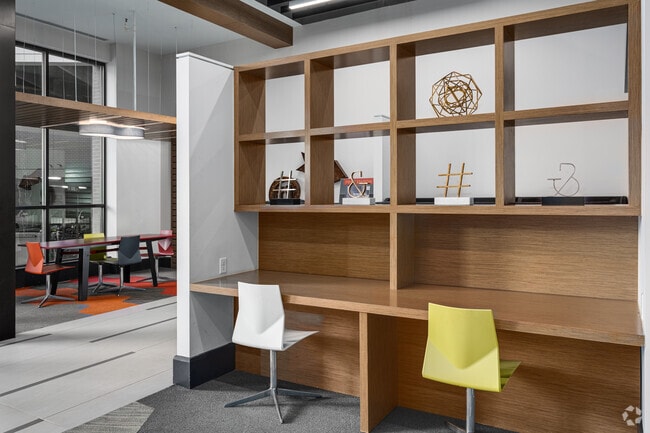 Building 1 Lobby - Terrapin Row