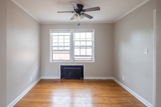 Shaker Lake Apartments