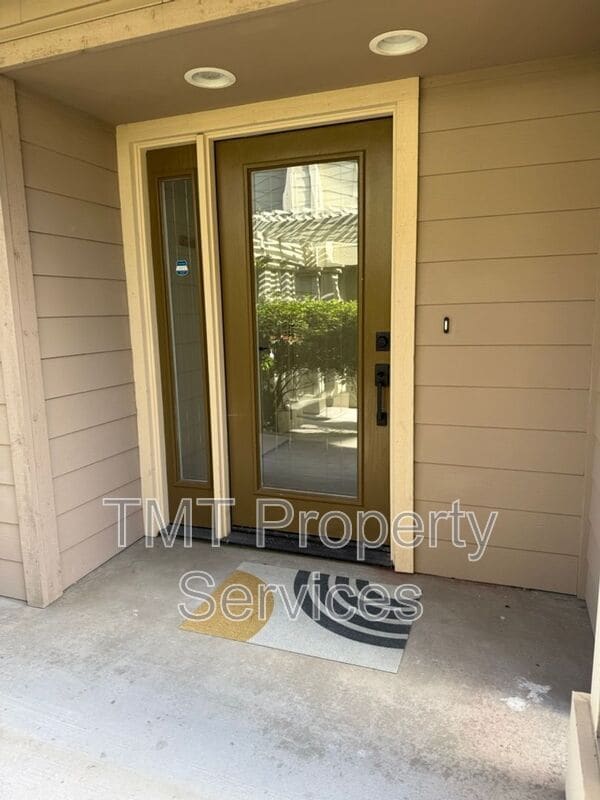 Photo - 242 Lucas Ln