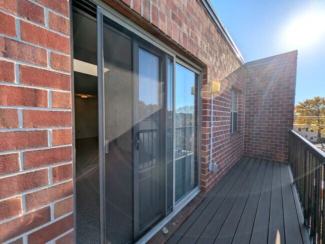 Photo - 23 Elm St Unit 301