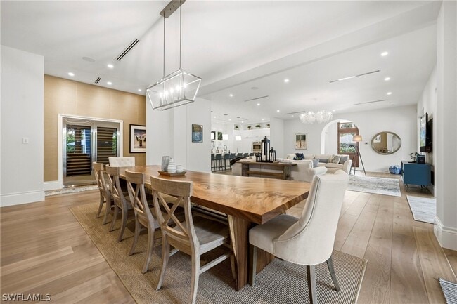 Photo - 215 3rd Ave N