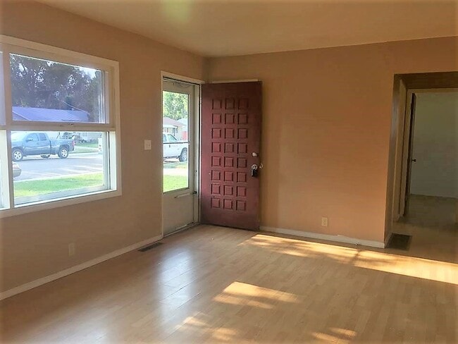 Photo - 1527 Fetterman Ave