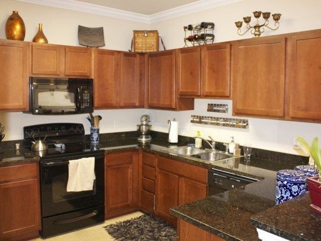 Photo - Tower 24 Apartments