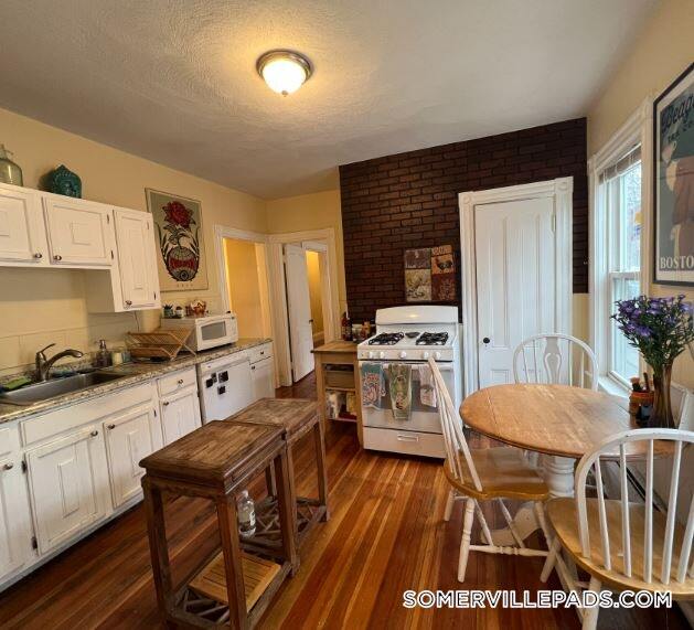 Photo - 2 Gilson Terrace Unit 1