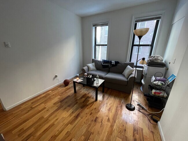 Photo - 30 Isabella St