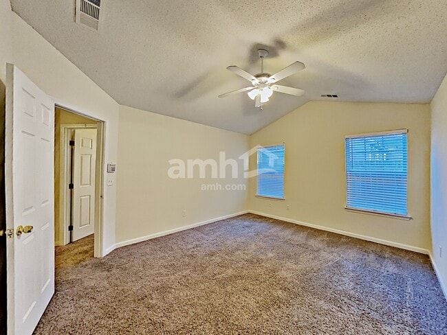 Photo - 4457 Grove Dr NW