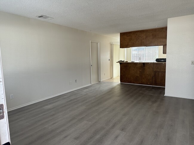 Kitchen from Entry - 13639 Yakima Rd Unit 2