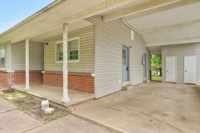 Photo - 813 E Morningside St