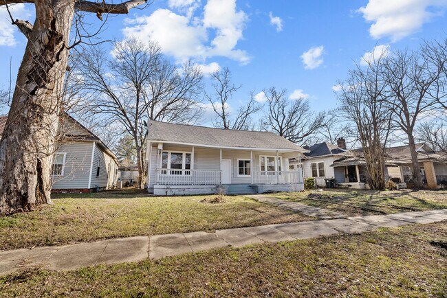 Photo - 1217 Fulton Ave SW