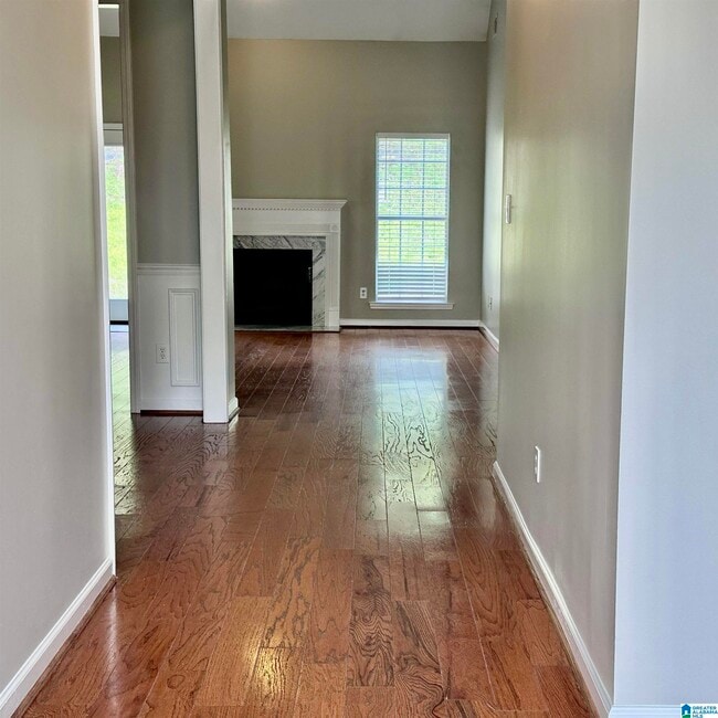 Photo - 821 Savannah Ln