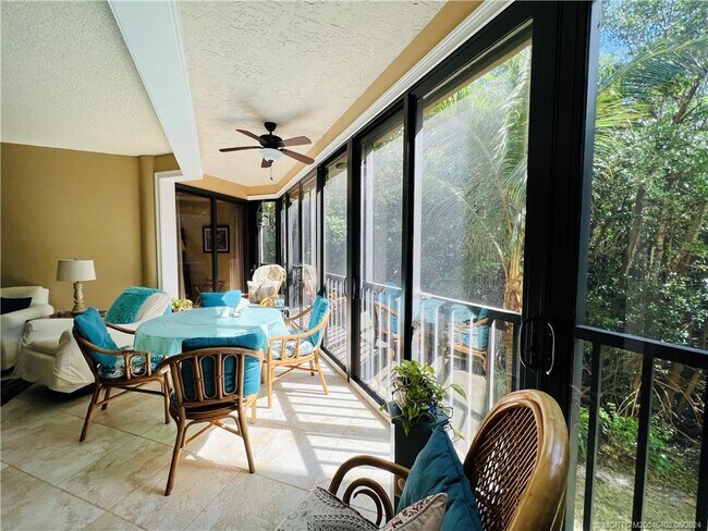 Photo - 221 NE Plantation Rd Unit 215