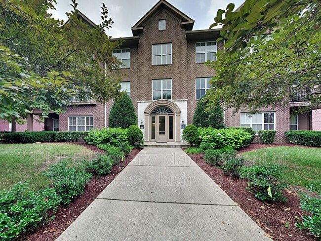 Building Photo - 2000 Newark Ln Unit G200