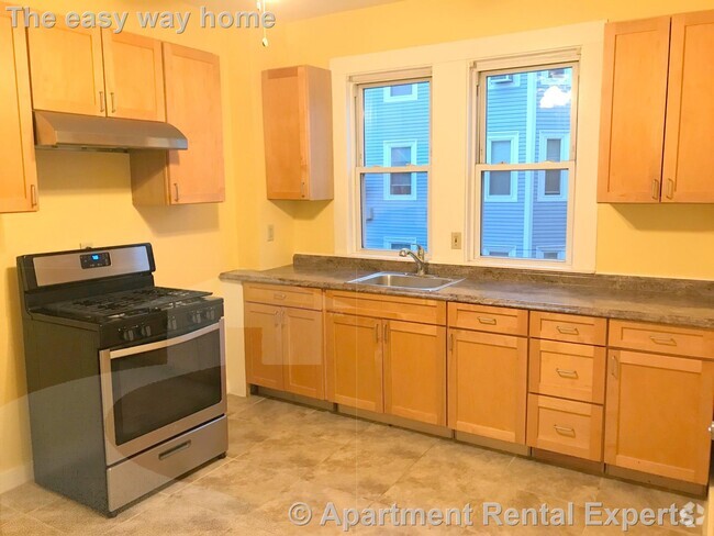 Building Photo - Cambridge/North Cambridge 3 Bedroom - In U... Rental