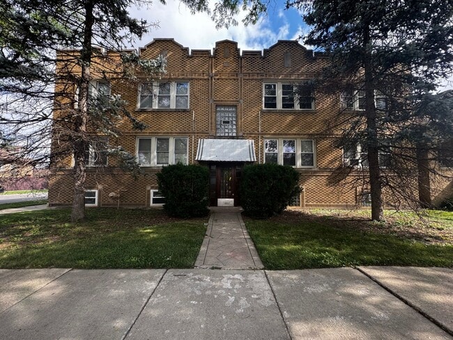 3305 Menard - 3305 Menard Apartment Unit 5756 #2