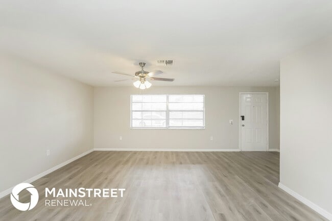 Photo - 6022 Halifax Dr