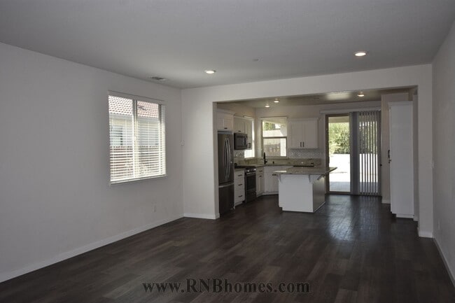 Photo - 5033 Fitzwilliam St