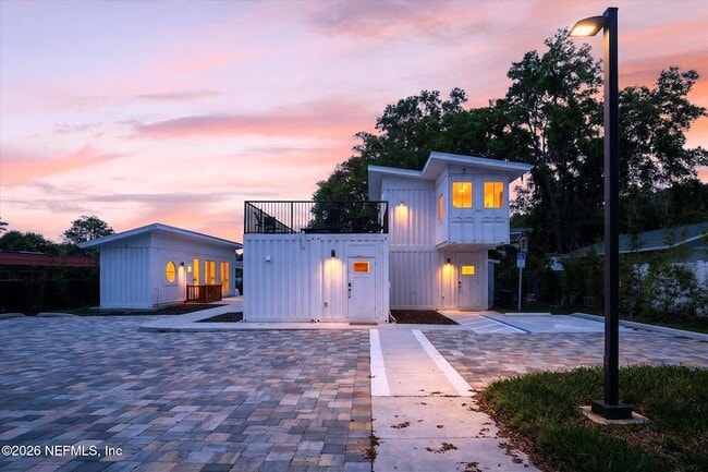 Building Photo - 8778 Waterfront Terrace