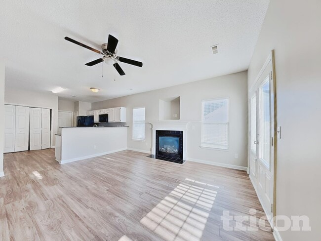 Photo - 3803 Riverside Ct