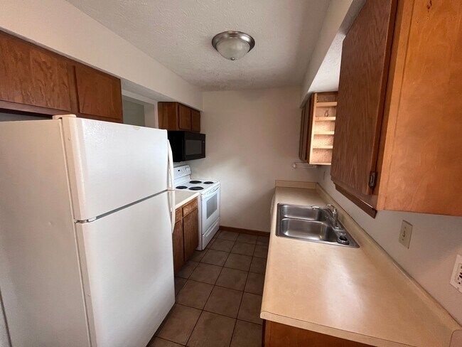 Photo - Sycamore Lane Apartments I Unit 2