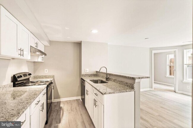 Photo - 4401 Pembrook Village Dr Unit 102