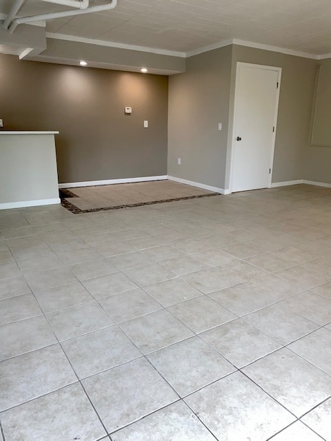 Photo - EDEN ROC APARTMENTS -- 048