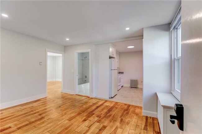 Photo - 38 Morningside Ln